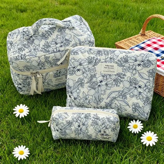 Makeup and Cosmetics Organizer Gifts for Women Women's Necessaire Women's Cosmetic Bag Makeup Accessories Pouch Cosmetics
